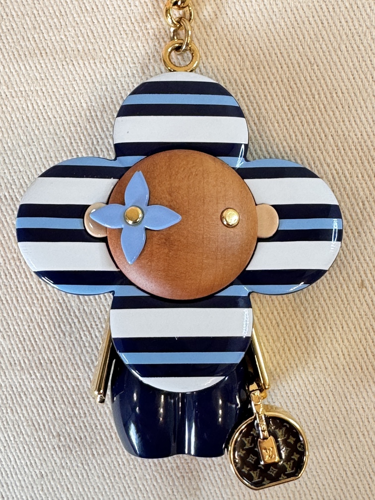 Taschenschmuck Vivienne blau