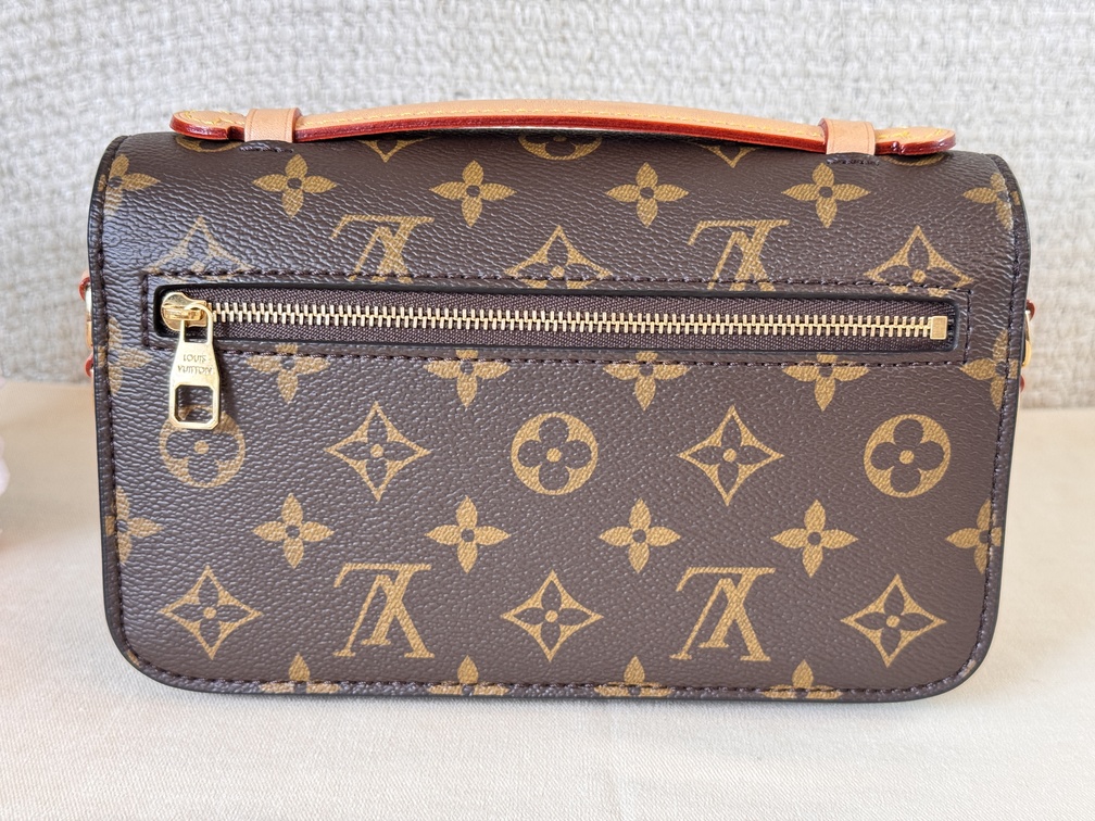 Metis East West Monogram