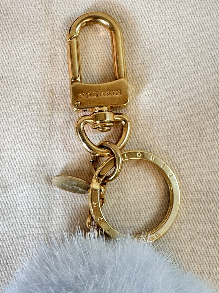 Taschenschmuck Vivienne Skier