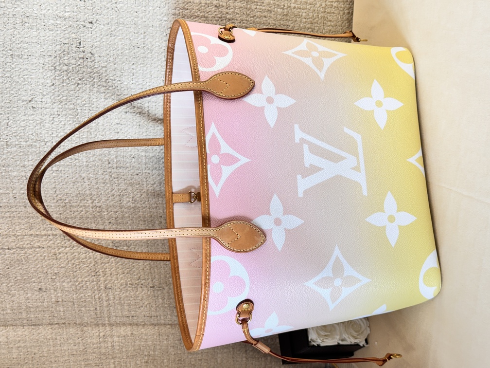 Neverfull By The Pool pink