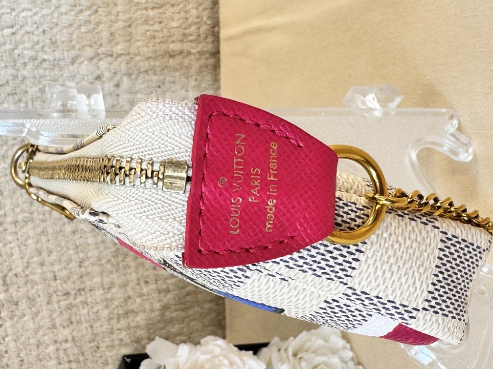 Mini Pochette Monogram Giraffe