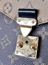 Pochette Metis Monogram Reverse