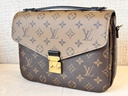 Pochette Metis Monogram Reverse