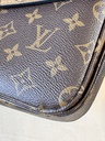 Pochette Metis Monogram Reverse