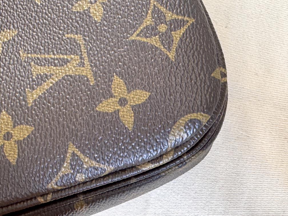 Pochette Metis Monogram Reverse