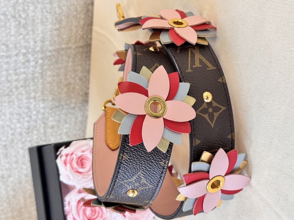Bandouliere Schultergurt Monogram Flowers