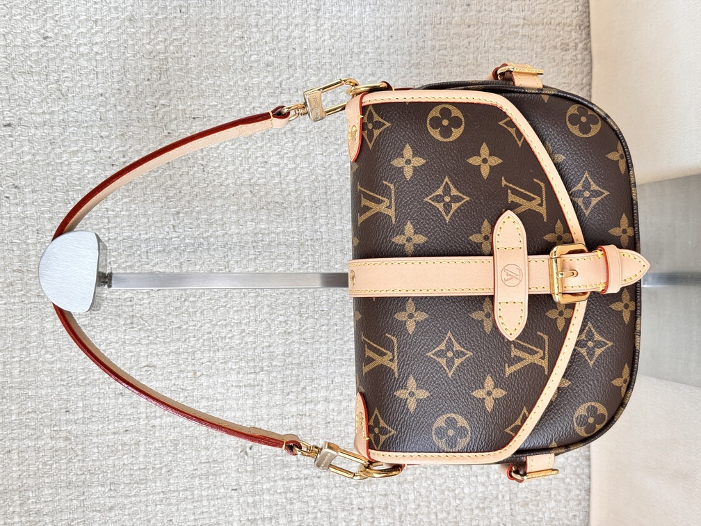 Saumur BB Monogram