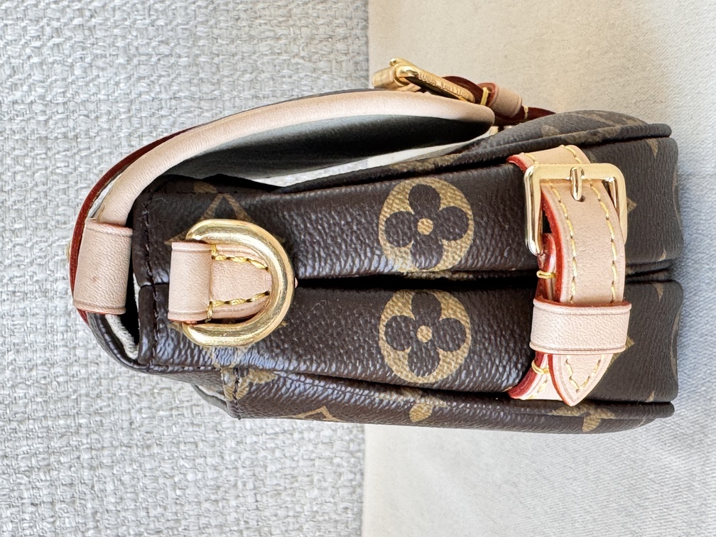 Saumur BB Monogram