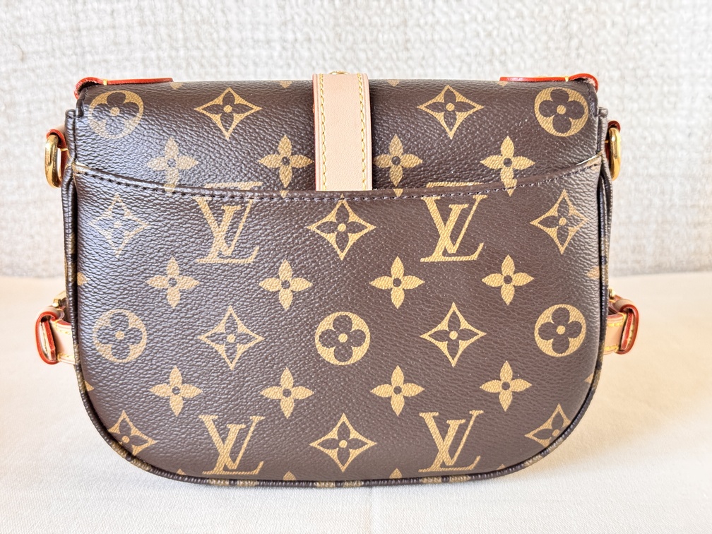 Saumur BB Monogram