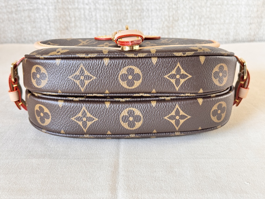 Saumur BB Monogram