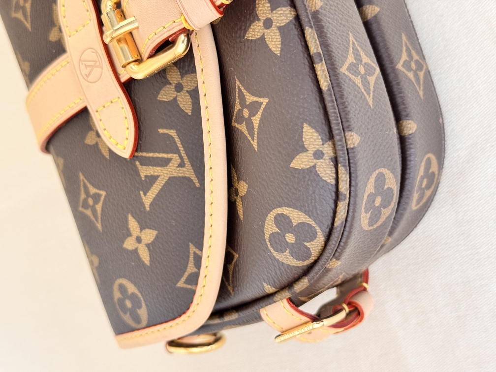 Saumur BB Monogram