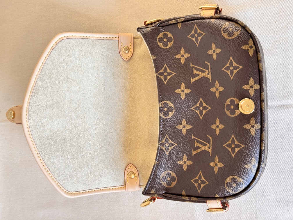 Saumur BB Monogram