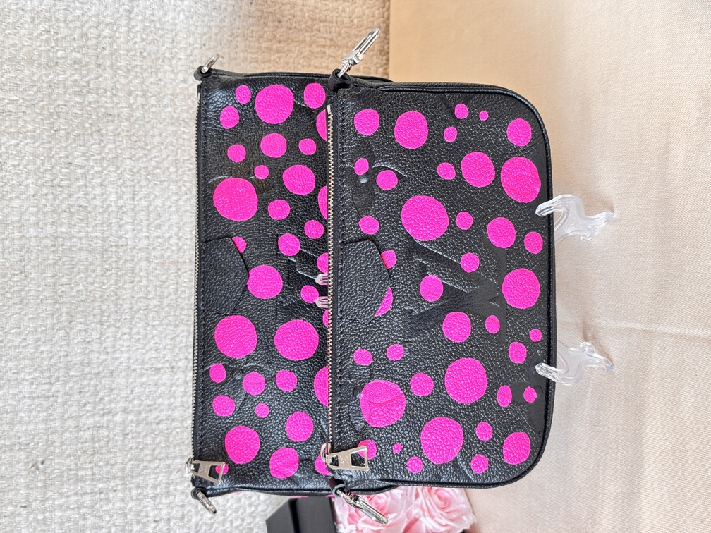 Multi Pochette Accessoires KUSAMA