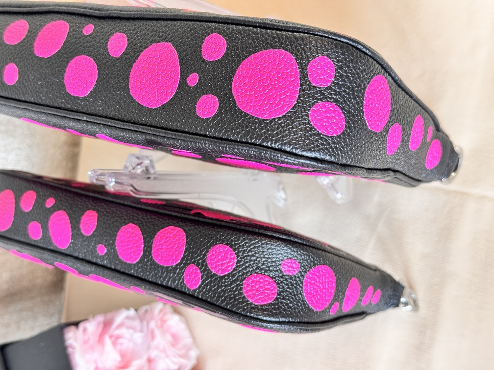 Multi Pochette Accessoires KUSAMA