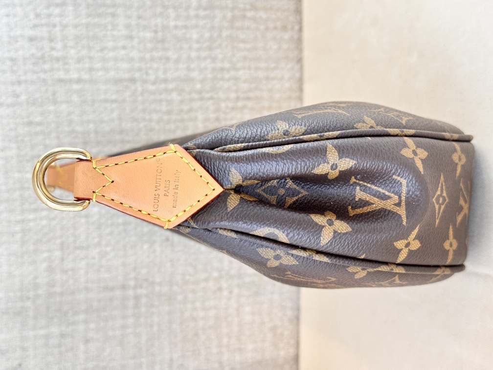 Looping NM Monogram