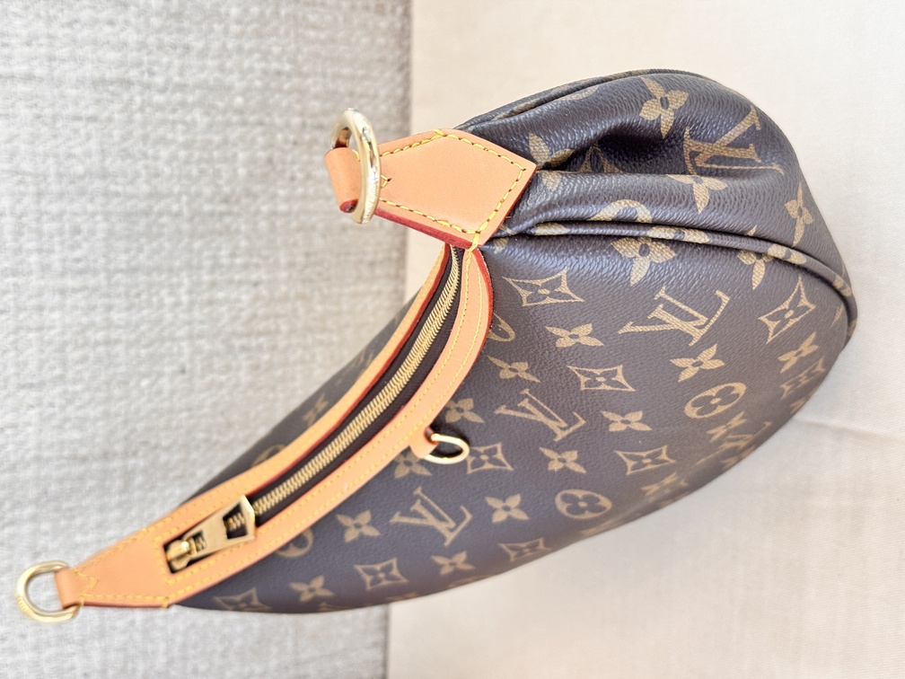 Looping NM Monogram