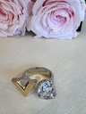 Ring V for Vuitton