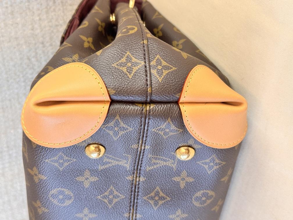 Hide Away MM Monogram