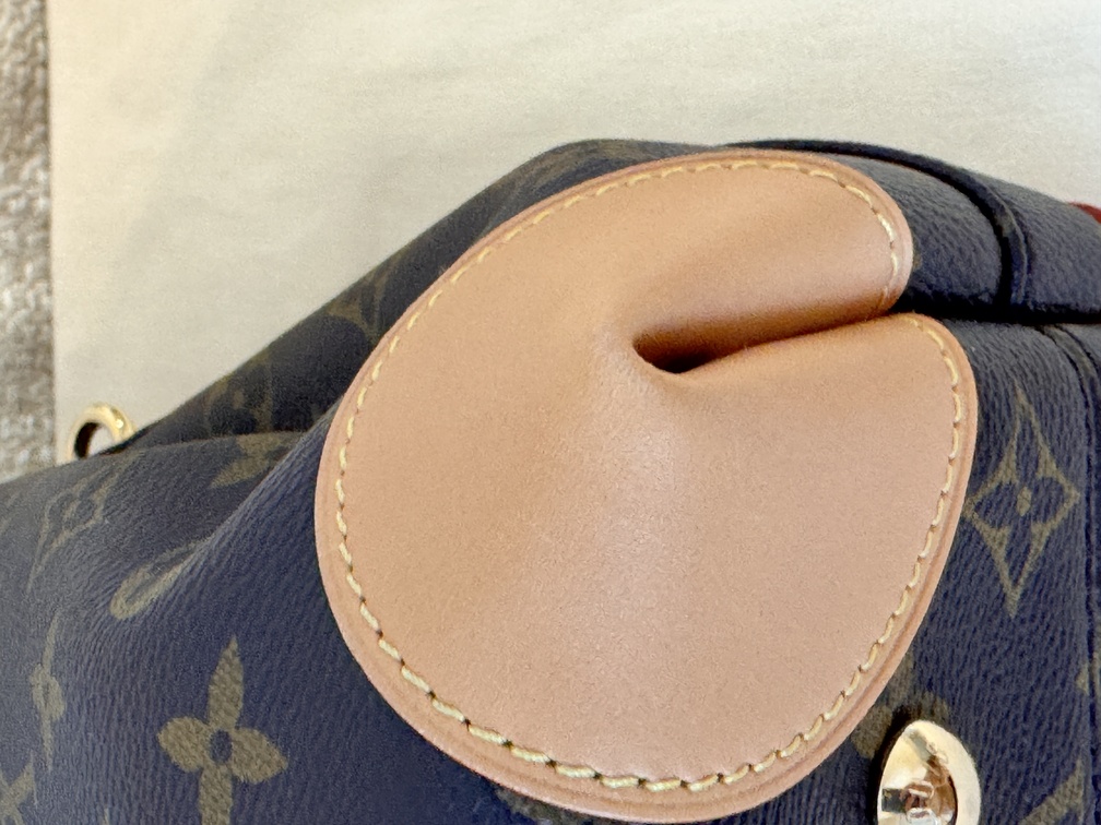 Hide Away MM Monogram