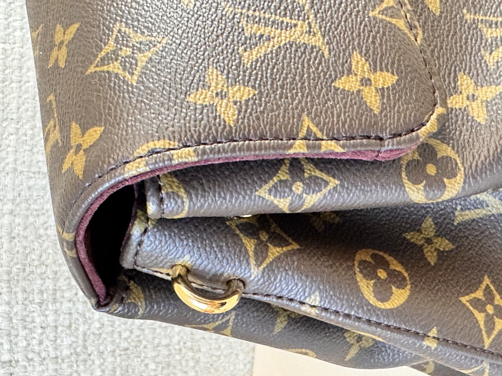 Hide Away MM Monogram