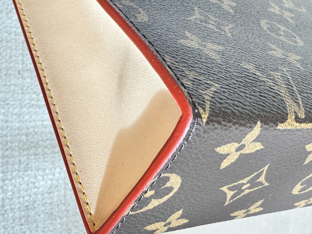 Toilet Pouch Monogram M83547