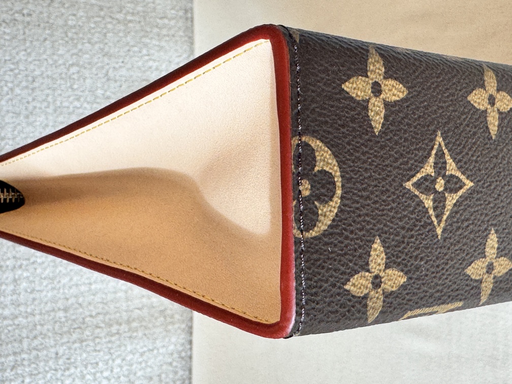 Toilet Pouch Monogram M83547