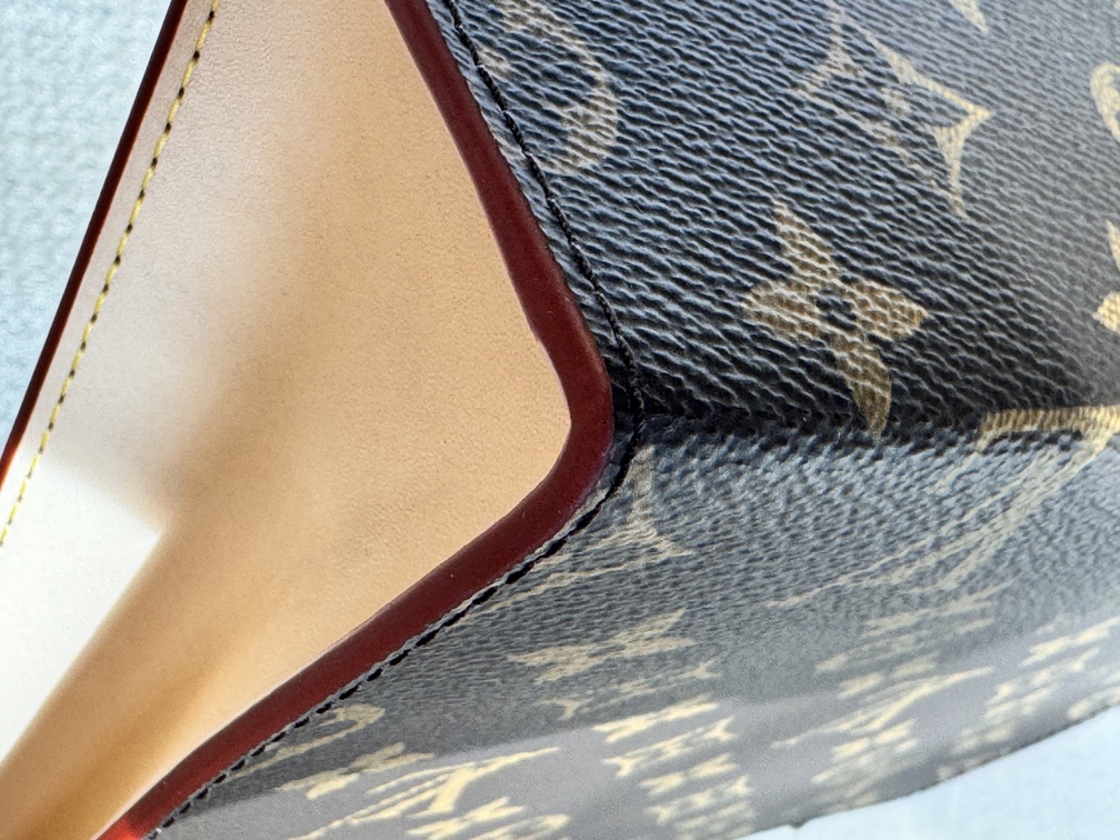 Toilet Pouch Monogram M83547