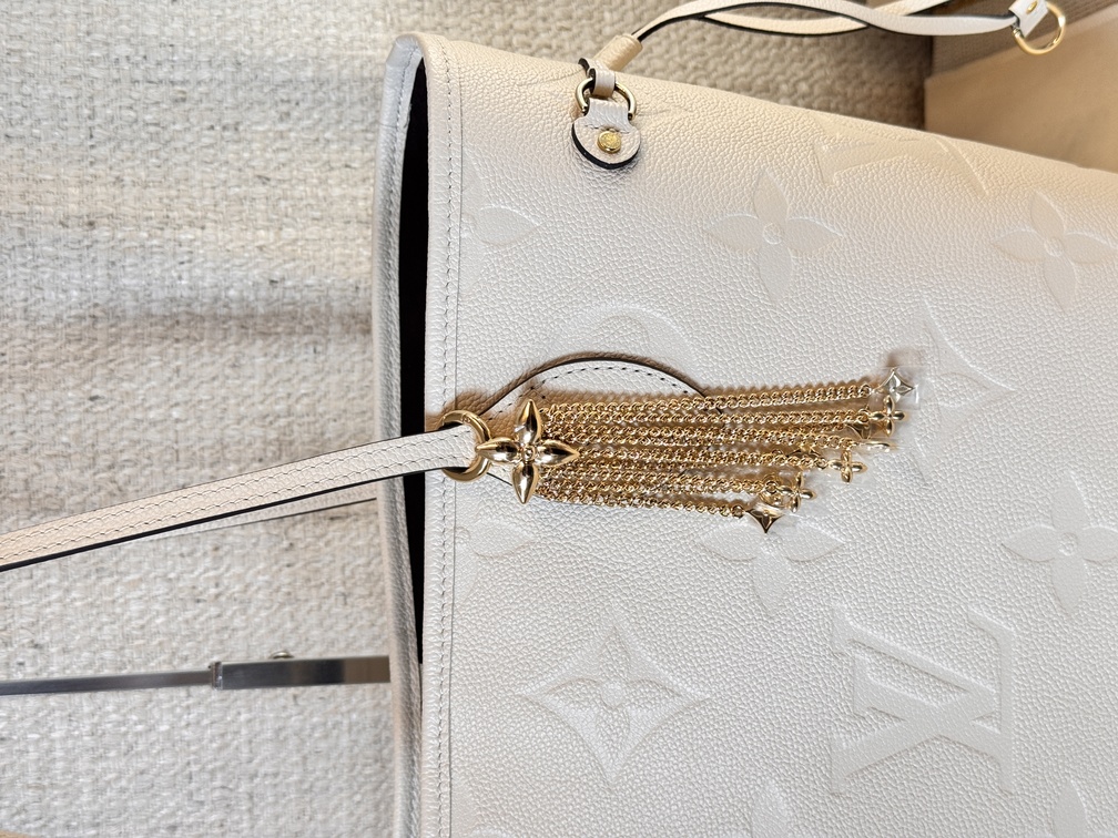 Taschenschmuck Fringe