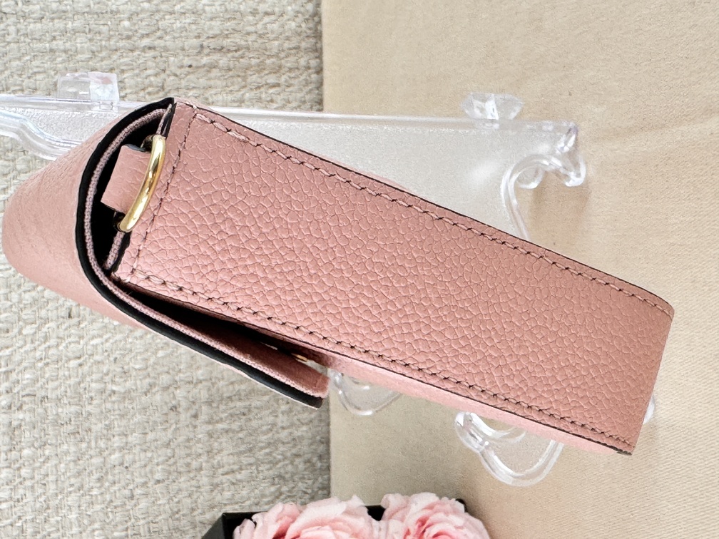 Felicie Pochette Empreinte Rose Poudre