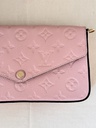 Felicie Pochette Empreinte Rose Poudre