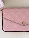 Felicie Pochette Empreinte Rose Poudre