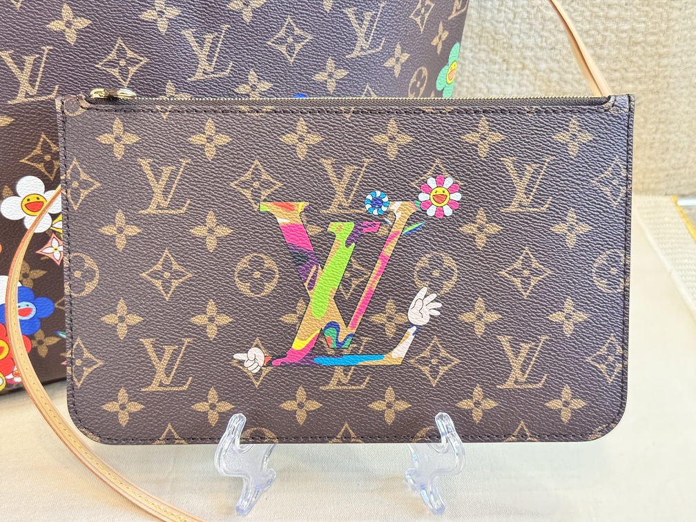 Neverfull MM LV x TM Monogram