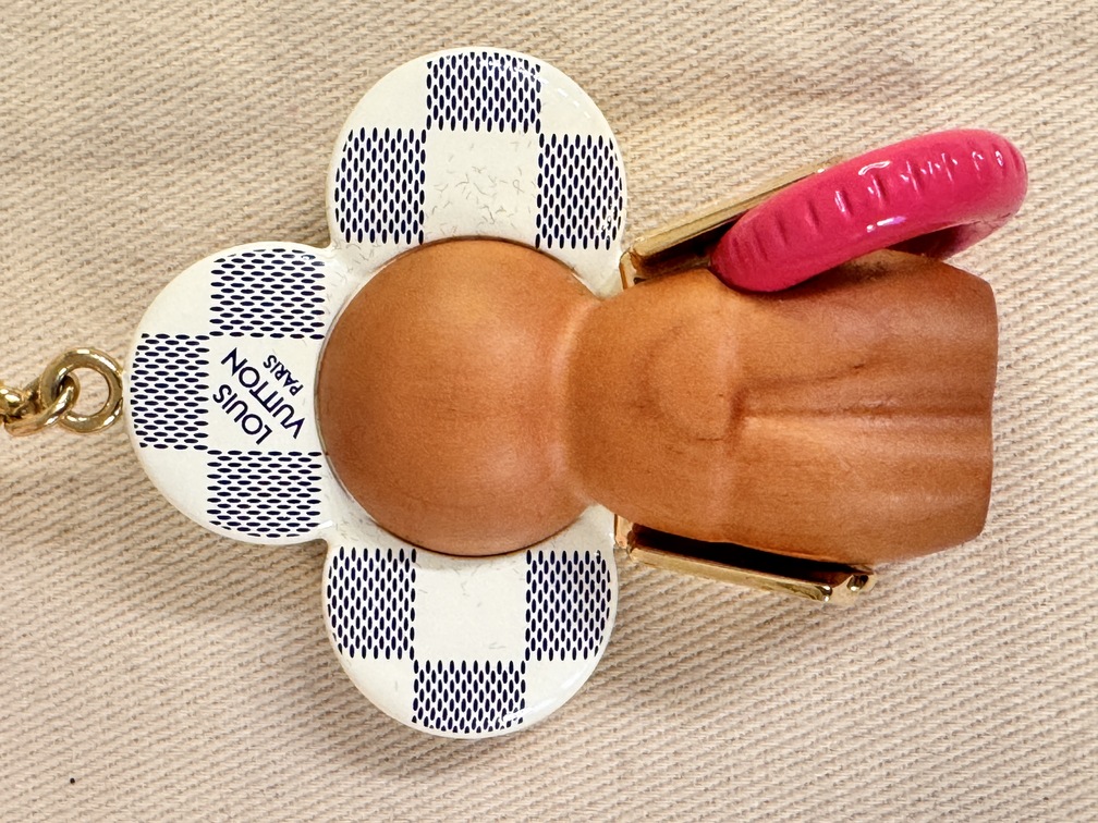 Taschenschmuck Vivienne Damier Azur