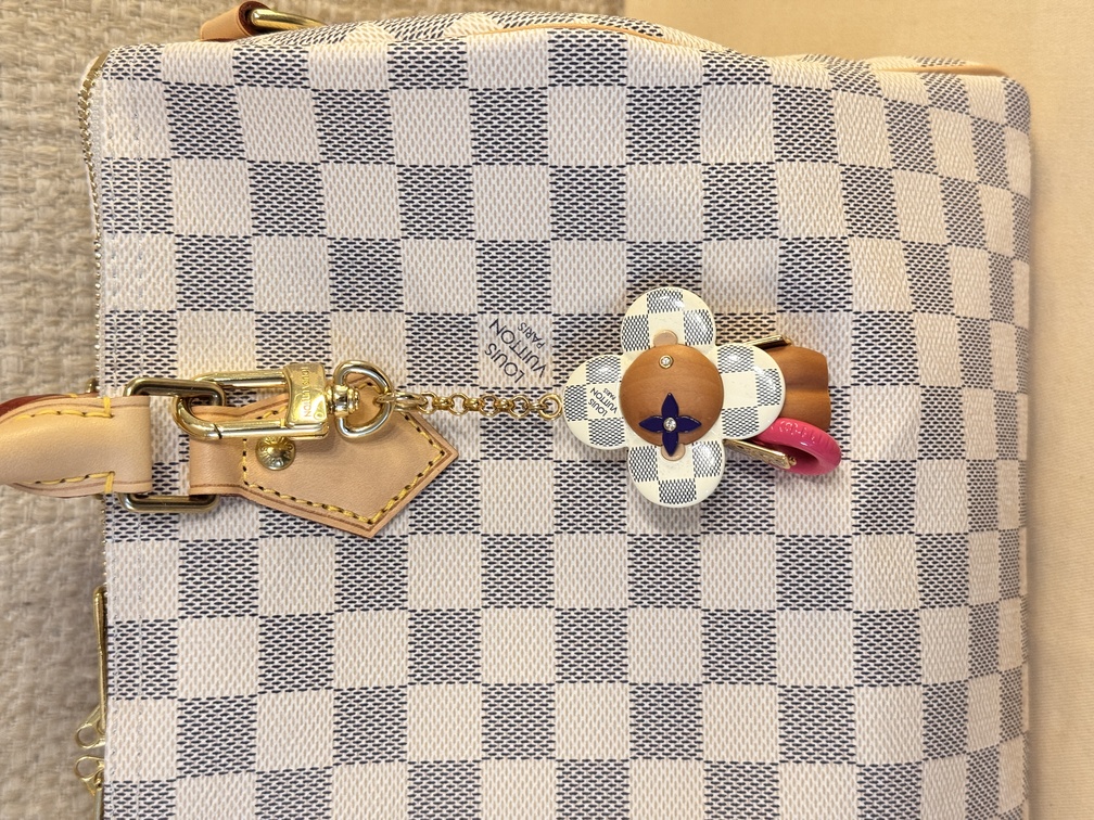 Taschenschmuck Vivienne Damier Azur