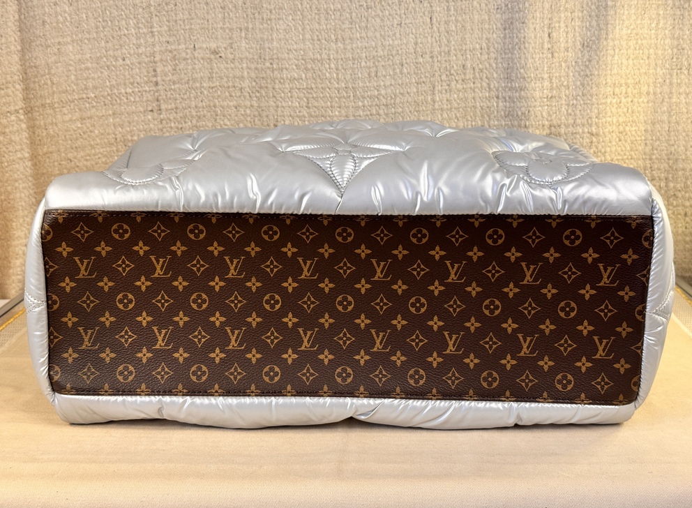 Onthego GM Pillow silber