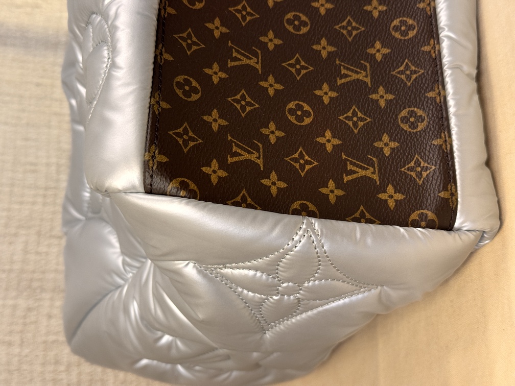 Onthego GM Pillow silber