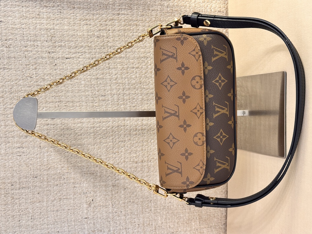 IVY Wallet on Chain bag Reverse II