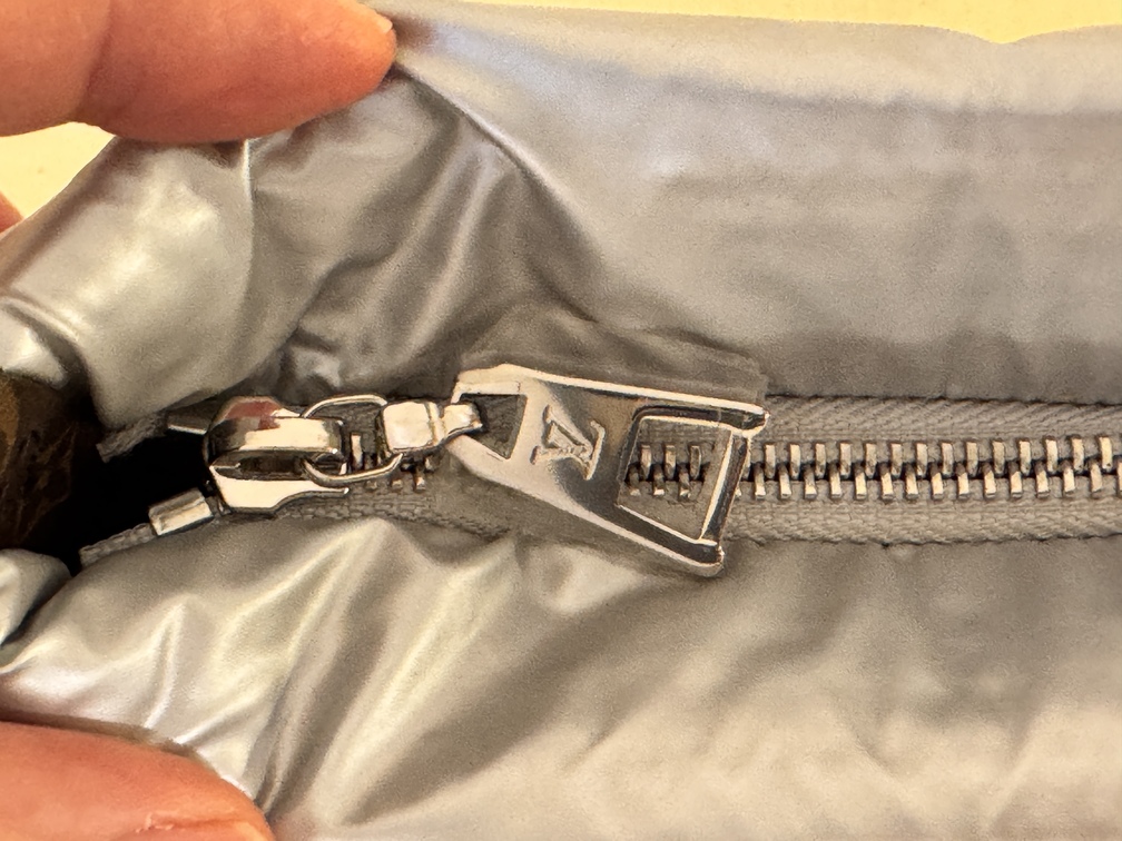 Pochette PILLOW groß silber