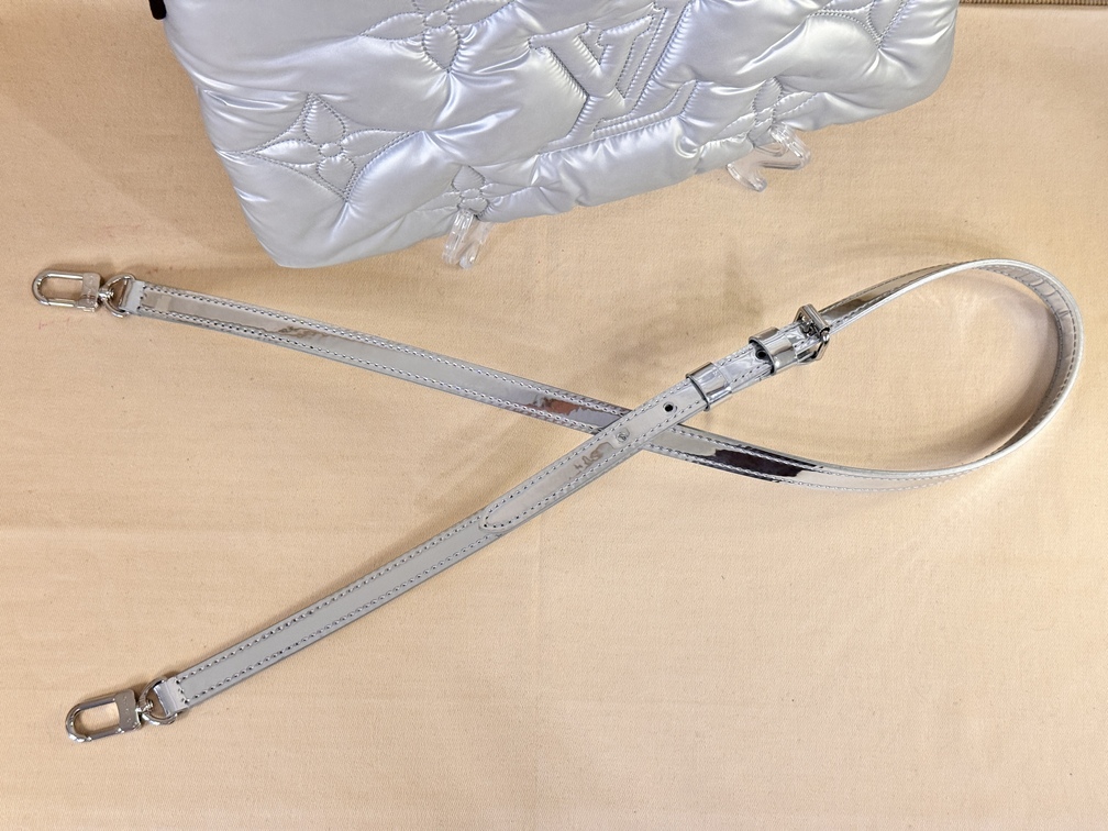 Pochette PILLOW groß silber