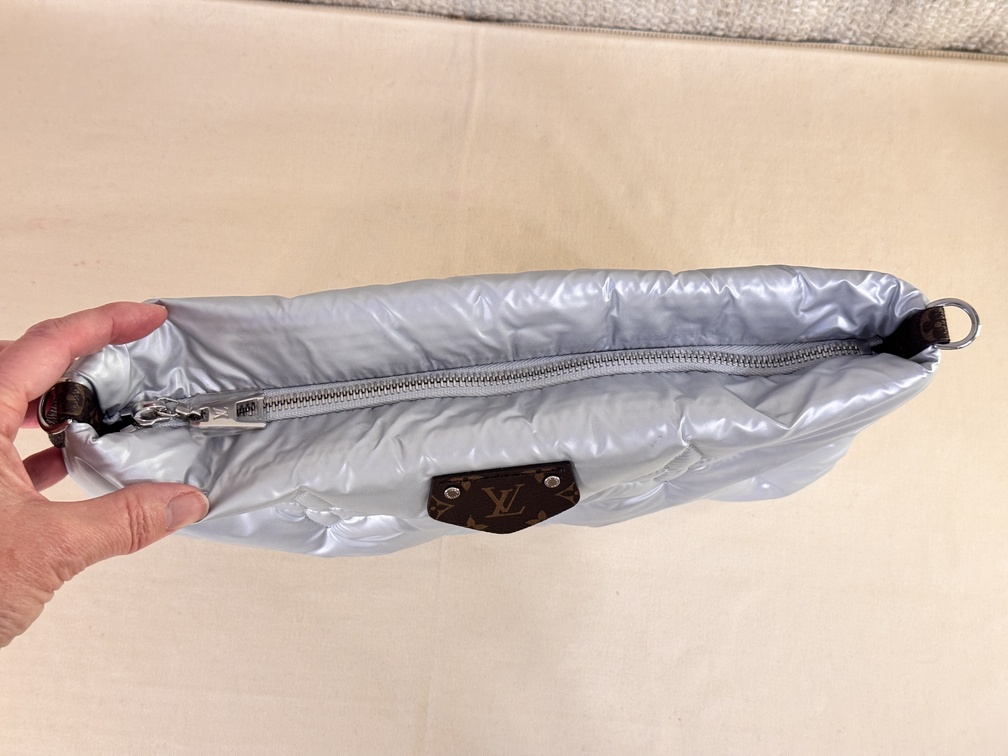 Pochette PILLOW groß silber