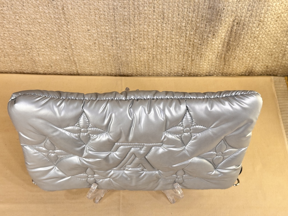 Pochette PILLOW groß silber