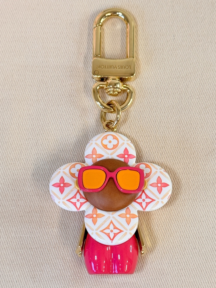 Taschenschmuck Vivienne By The Pool coral