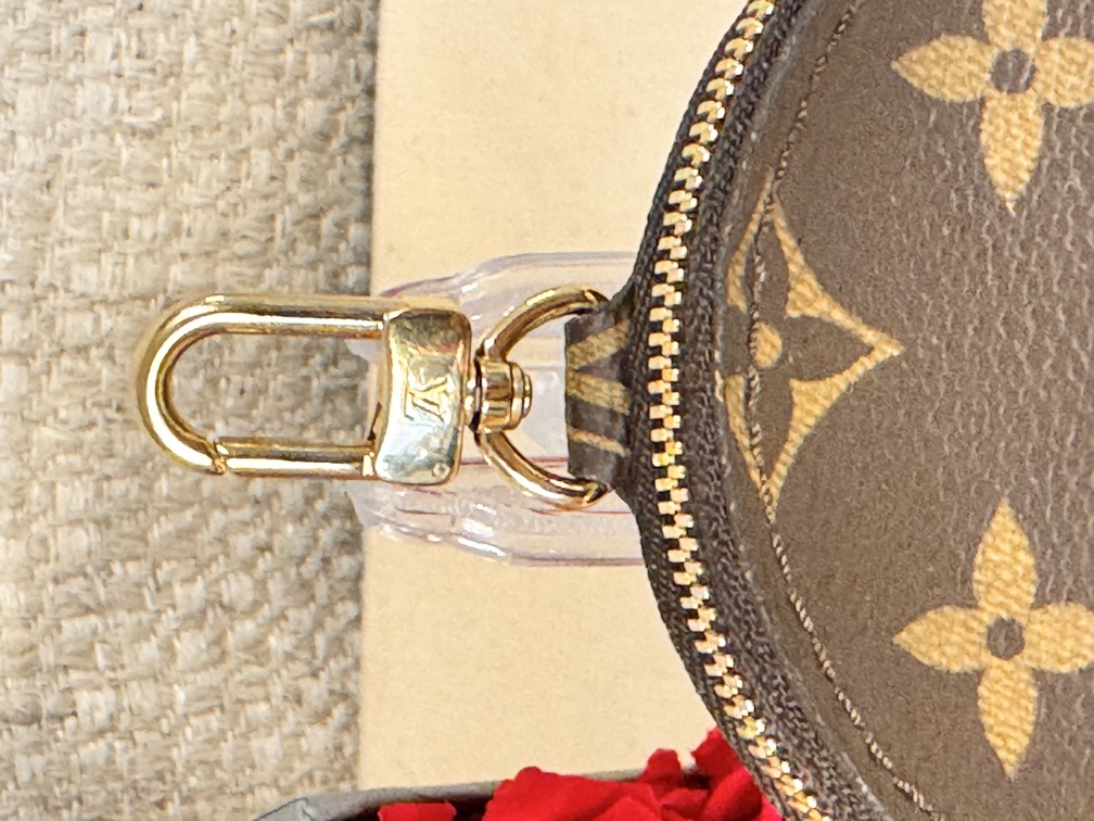 Round coin Münztäschchen Monogram