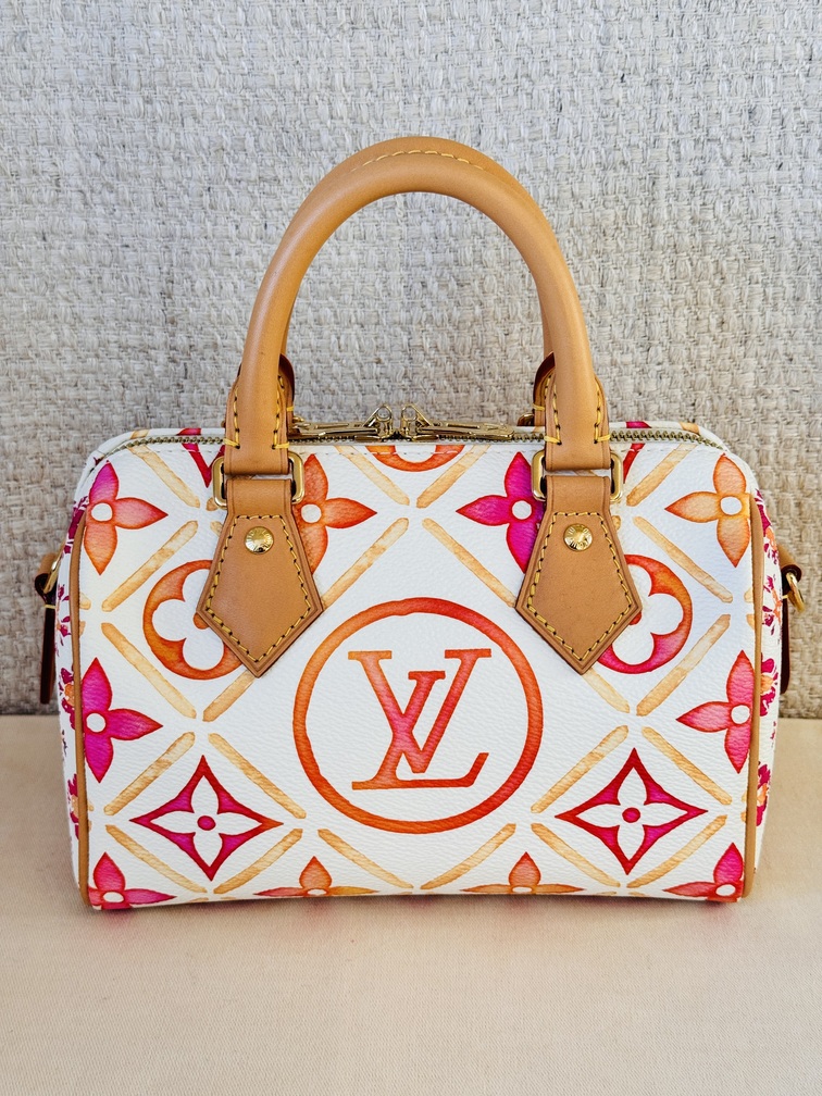 Speedy 20 B By The Pool coral