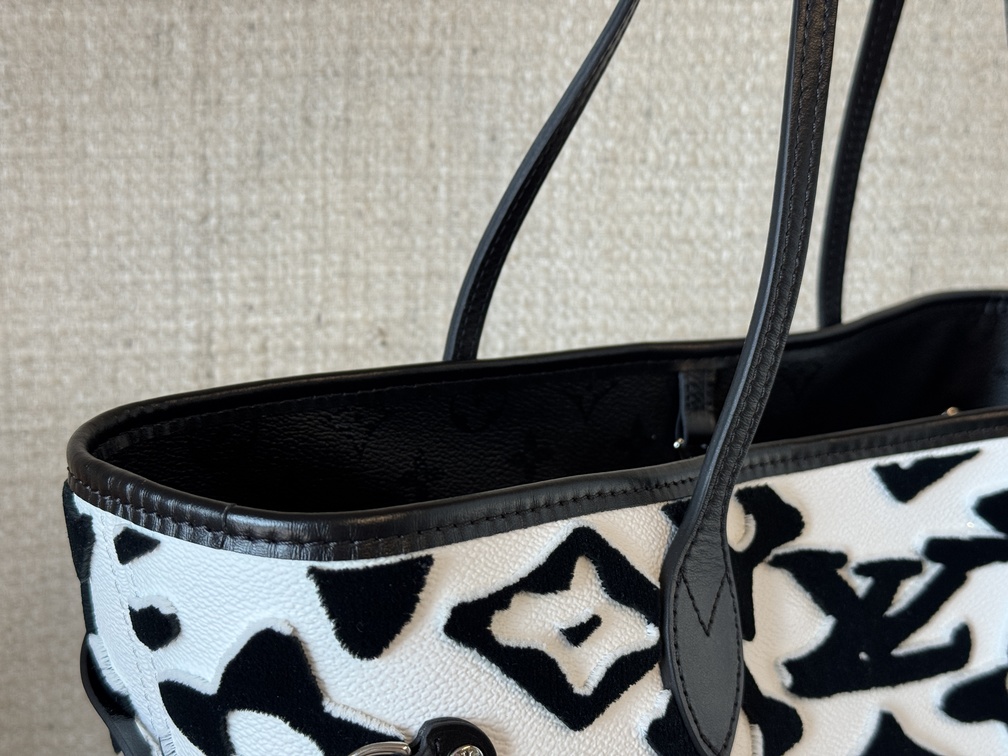 Neverfull MM set LV x UF