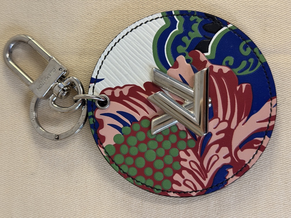 Taschenschmuck Twist flower