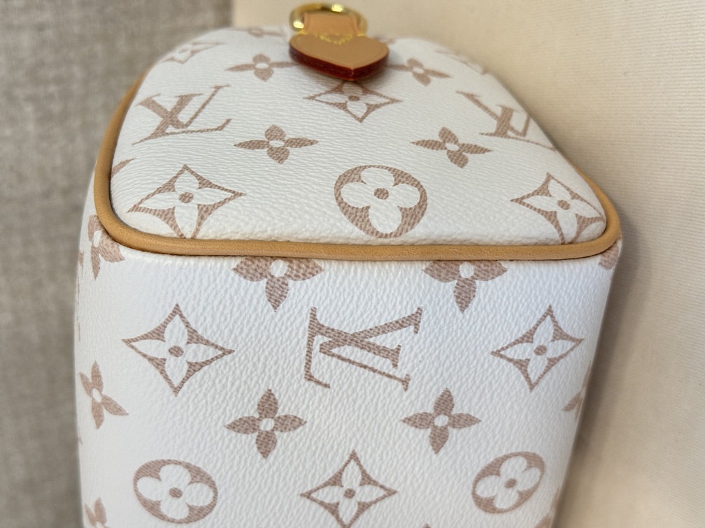 Speedy 20B Monogram Dune