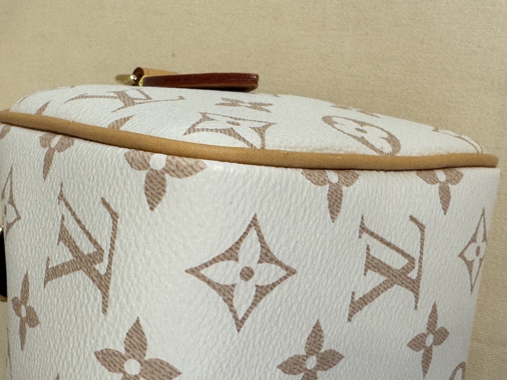 Speedy 20B Monogram Dune