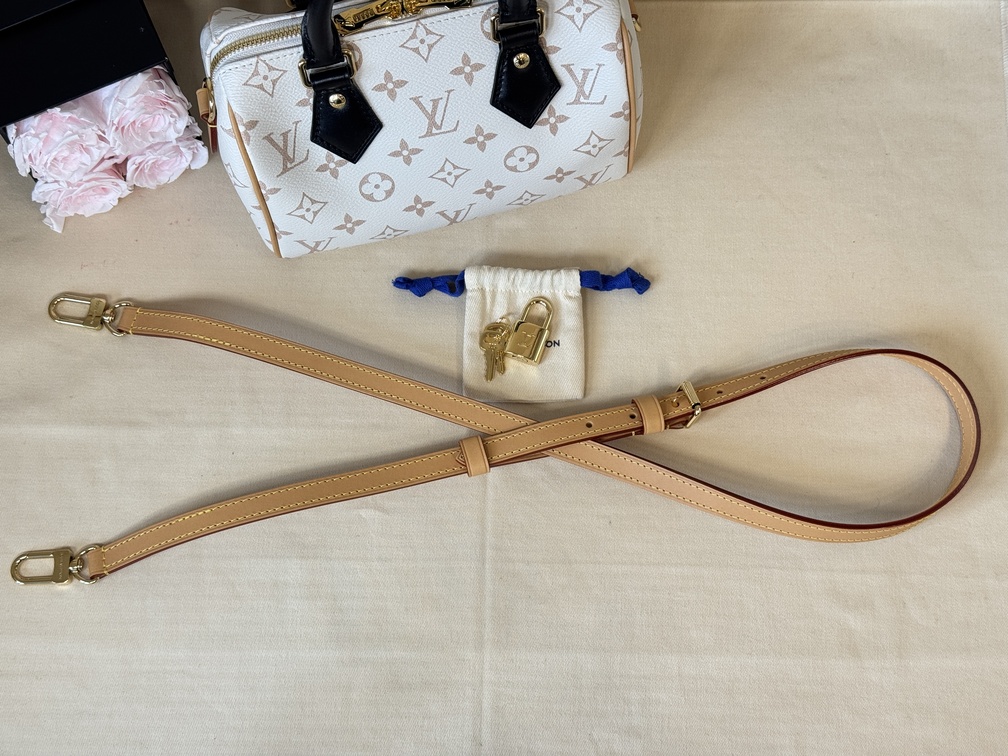 Speedy 20B Monogram Dune