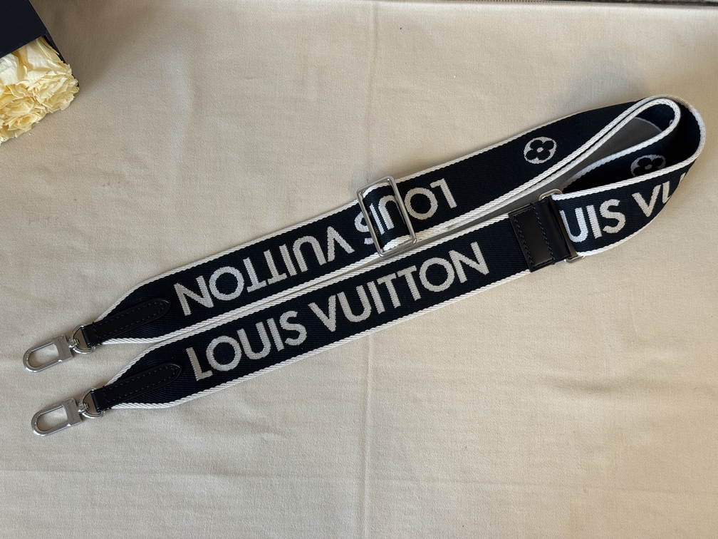 Bandouliere schwarz weiss